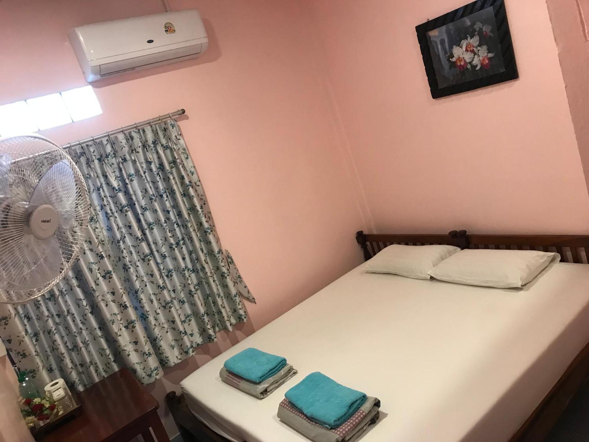 Vitoonguesthouse2Fanrooms & Aircondition Sukhothai Exterior photo