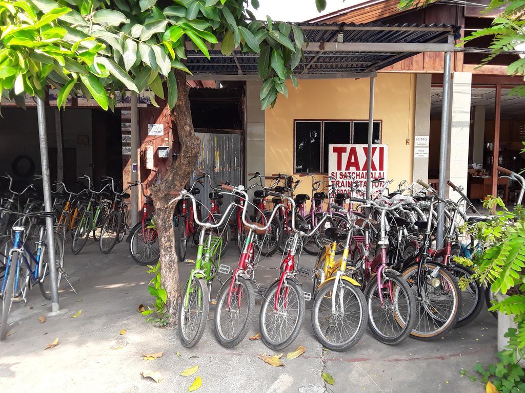 Vitoonguesthouse2Fanrooms & Aircondition Sukhothai Exterior photo