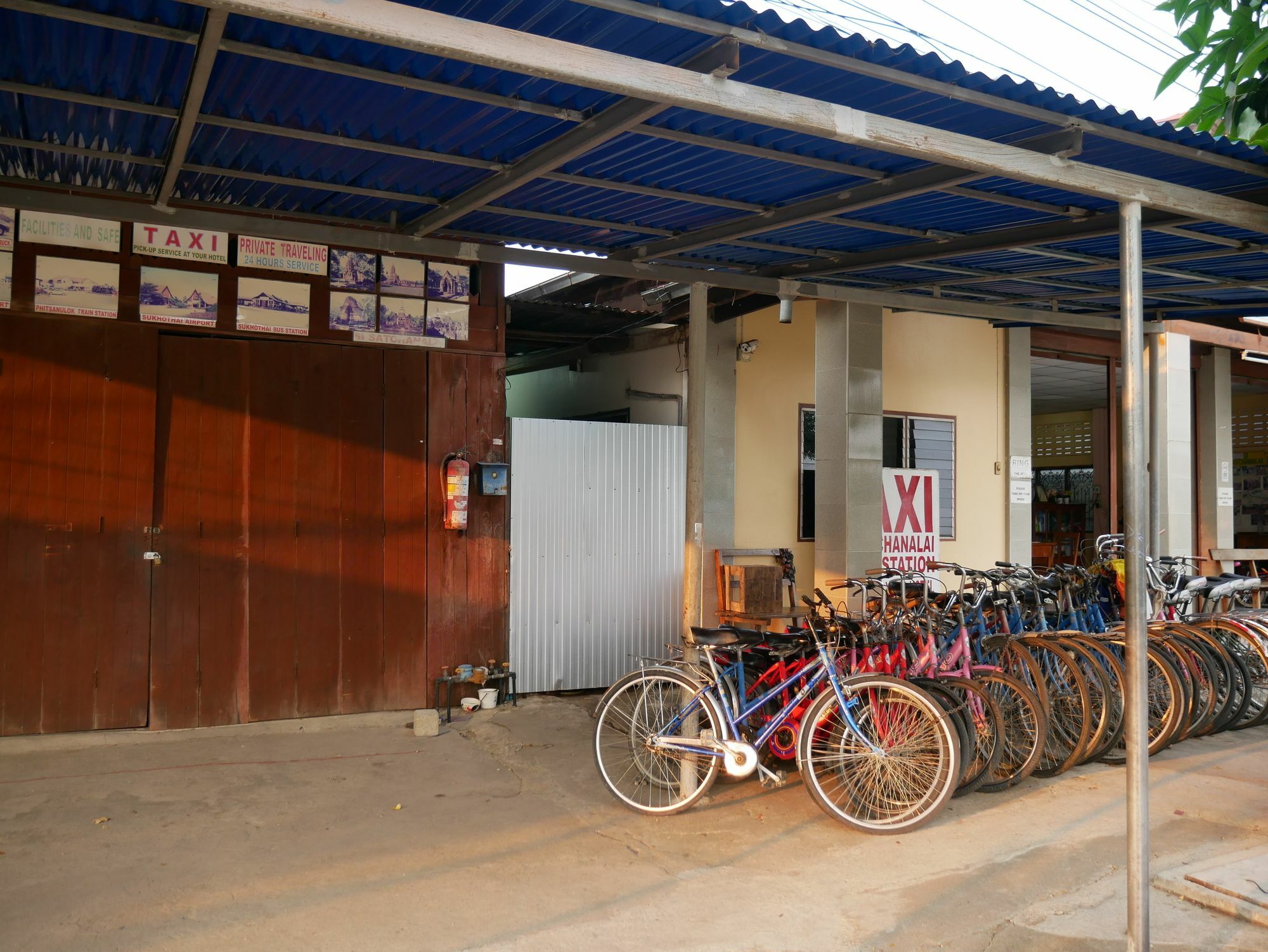 Vitoonguesthouse2Fanrooms & Aircondition Sukhothai Exterior photo