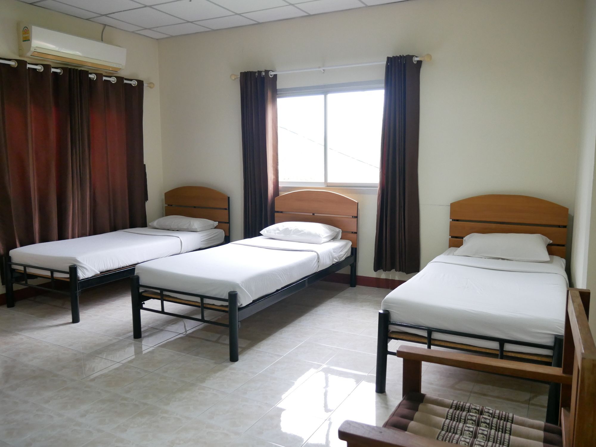 Vitoonguesthouse2Fanrooms & Aircondition Sukhothai Exterior photo
